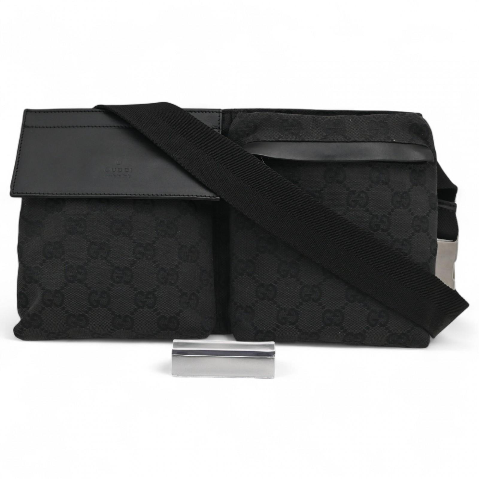 

Auth GUCCI GG Canvas Body Bag Black Crossbody gu7729hh