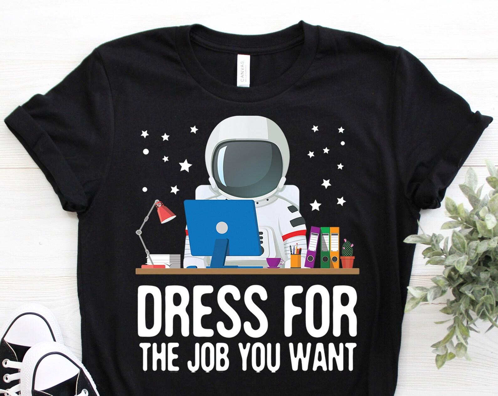 Astronaut Spaceman Funny Space Dwarf Solar System Astronomy T-Shirt, Space Geeks Gifts, Astronauts Lovers Birthday Party Present Moon Rocket 100