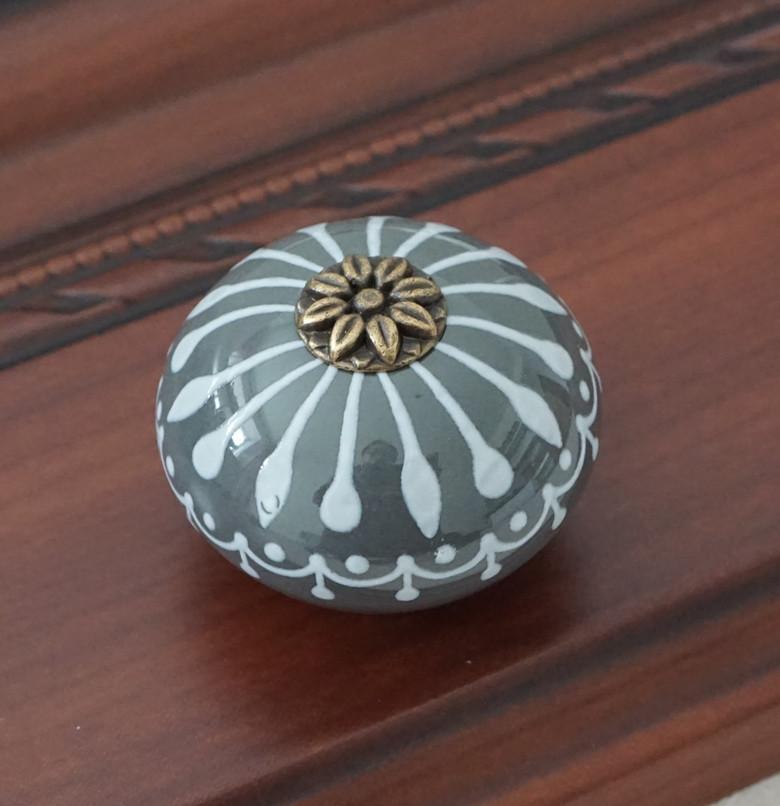 Buton din ceramică / Butoane pentru comodă, alb, albastru, mânere de dulap, unice, pentru mânerul ușii de bucătărie, accesorii pentru mobilier