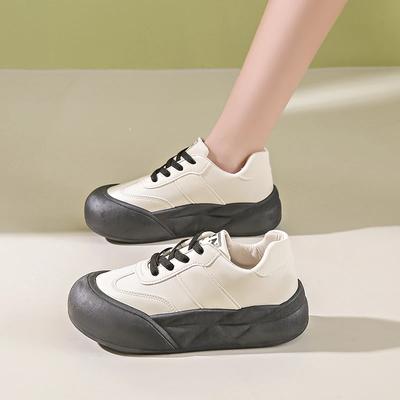 Încălțăminte pentru femei – Adidaşi