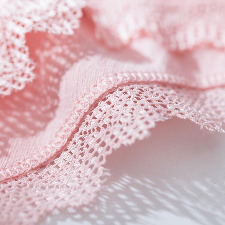 Women's Seamless Solid Color Lace Briefs Sexy Soft Japanese Style New Underwear