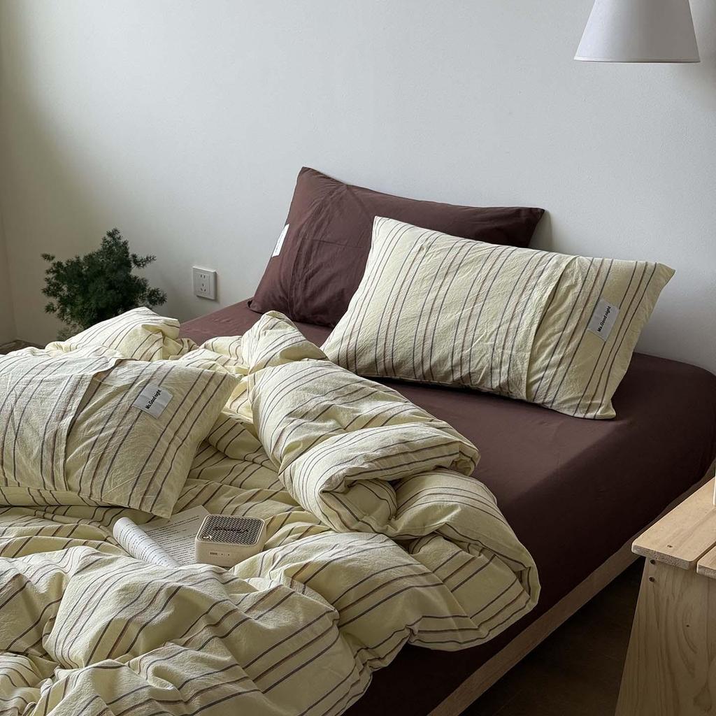 Korean Style Striped Jacquard Cotton 4-Piece Bedding Set - Fits 1.5m/1.8m Beds