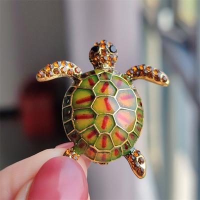 Creative Diamond-Encrusted Fashion Turtle Animal Brooch Personalized Exaggerated Oil Drop Brooch Retro Pin Clothing Accessories