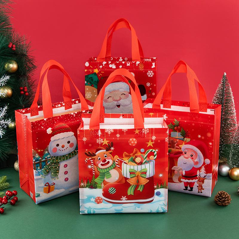 12/30pcs Christmas non woven tote bags reusable gift bags with reindeer print for kids candy cookies and treats party supplies