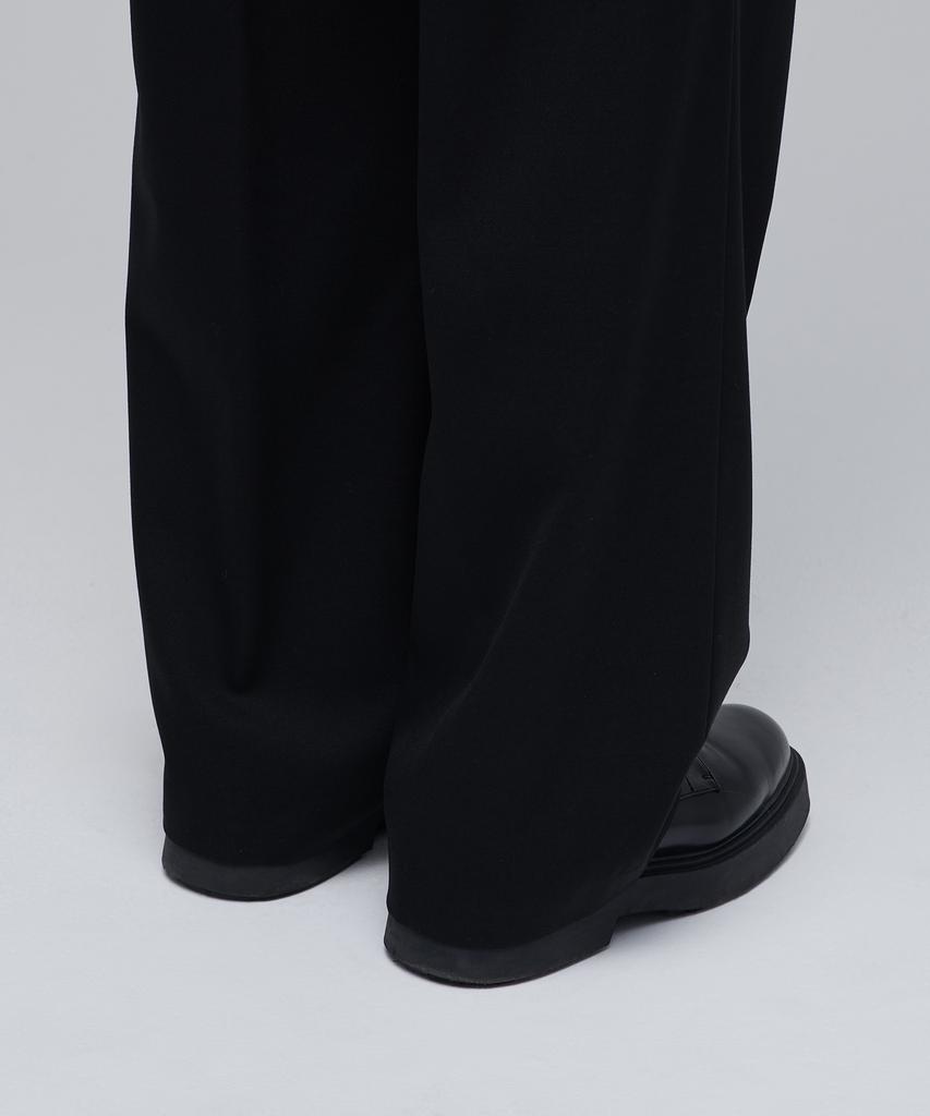 MUSINSA STANDARD Wool Blend Reverse Tuck Wide Slacks [Black]