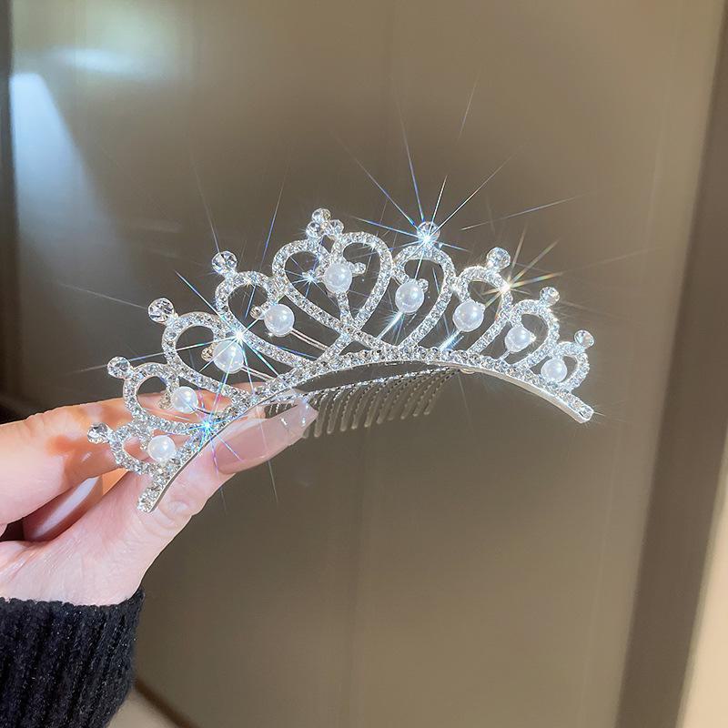 Pearl Diamond Heart Crown Headband: Exquisite Fashion Headdress for Brides
