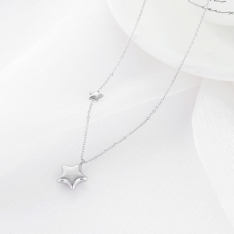 European Fashion Star Stainless Steel Clavicle Necklace - Versatile and Stylish Pendant for Women