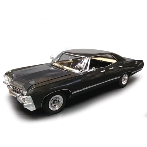 AMT 1/25 Supernatural 1967 Chevrolet Impala 4-Door Baby Plastic Model Kit AMT1124