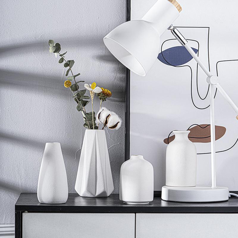European Modern Creative Home Ceramic Vase Decoration Flower Arrangement Dry Flower Mini Vase Hand Frosted Vase Desktop Decor