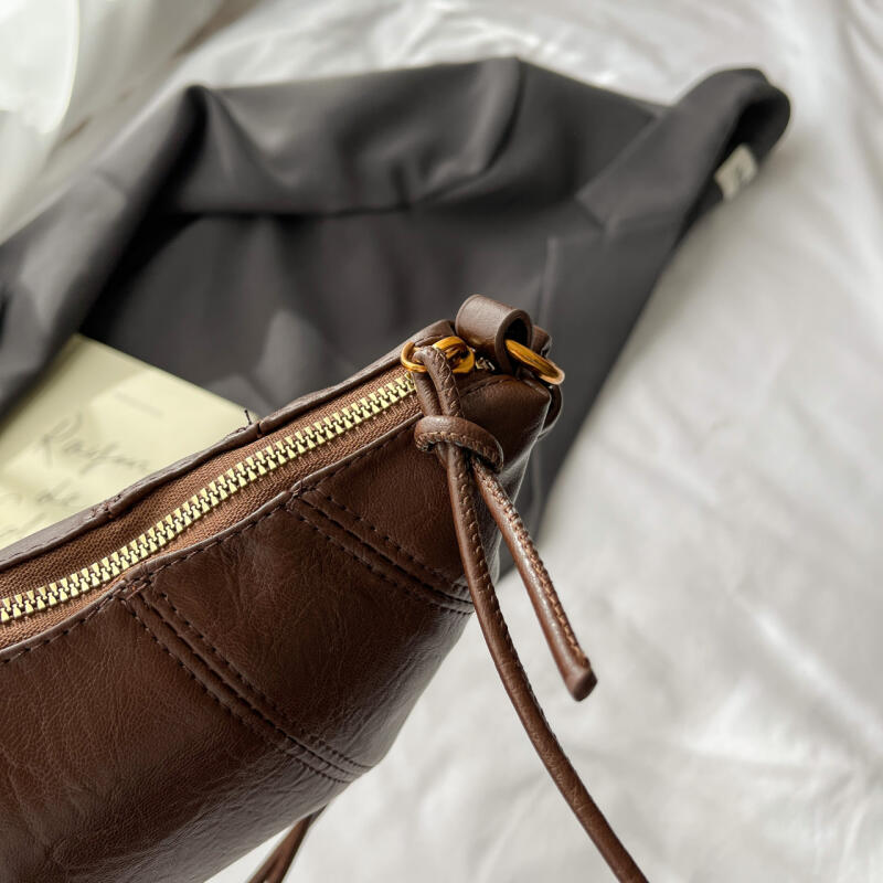 Faux Leather Moon Shape Shoulder Bag for Women Fashionable Crossbody Bag with Knotted Handle Design