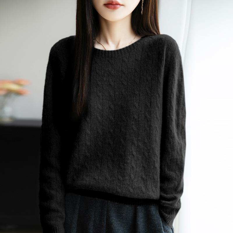 New Autumn and Winter Women's Knitted Sweater Loose Pullover Long-sleeved Base Layer Twisted Round-neck Sweater