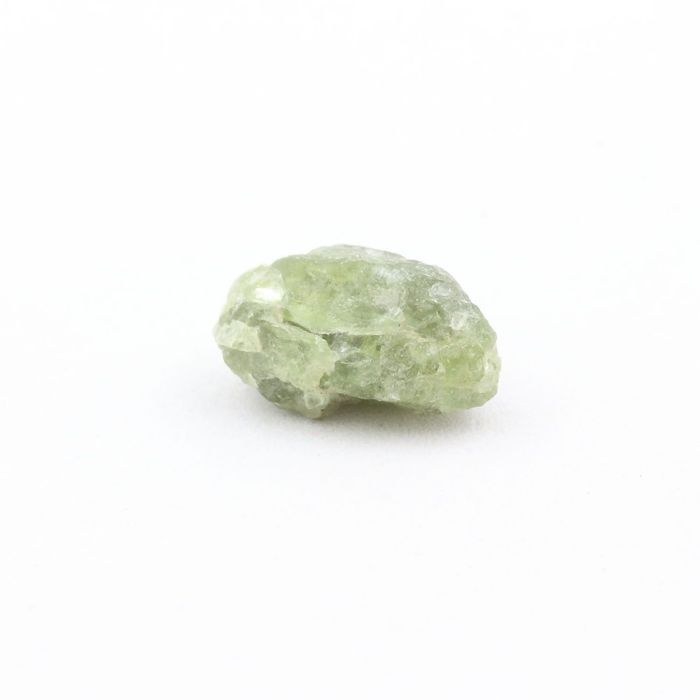 Pierres et Minéraux. Peridot.3.050 ct. Almklovdalen, Vanylven, Norvège.