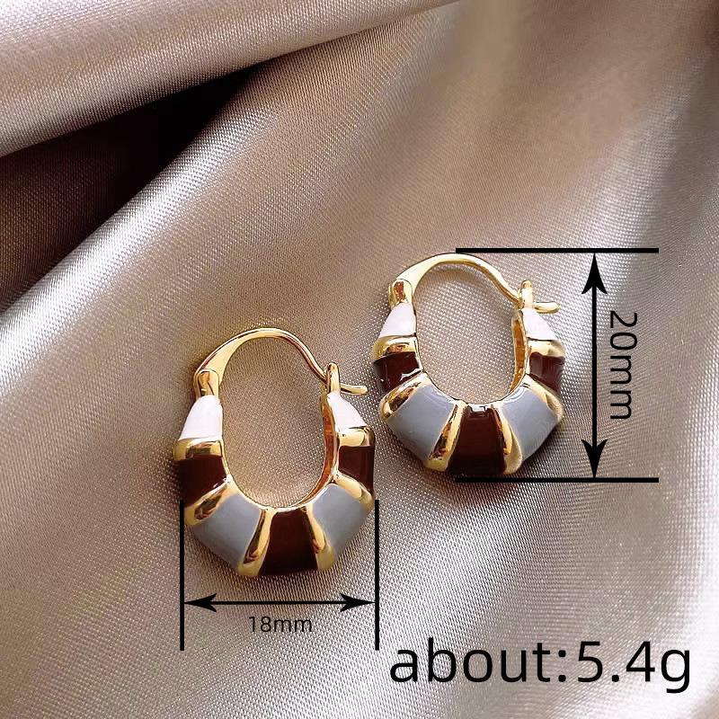 New Egyptian style pattern painting oil ear buckle women, hexagonal geometric earrings, temperament vacation style