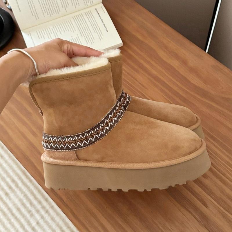 

Women s thick bottom folding two wear winter lightweight warm padded snow boots non-slip wear casual sneakers plush cotton boots 35