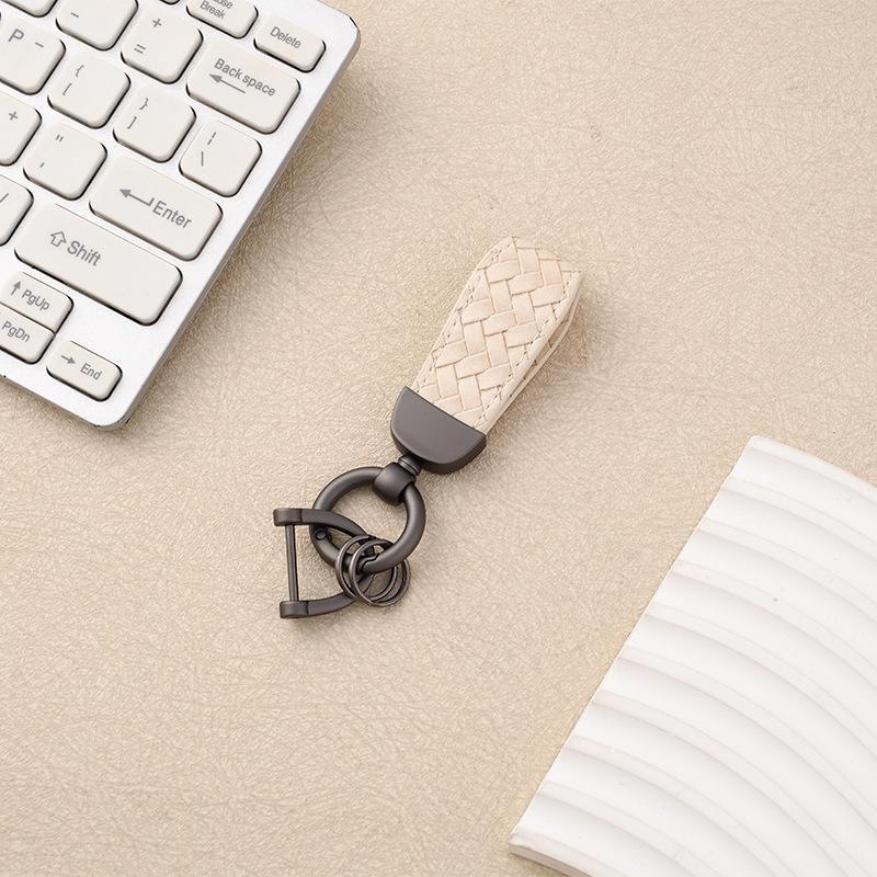 Luxury PU Leather Anti-Lost Motorcycle Car Keychain Pendant