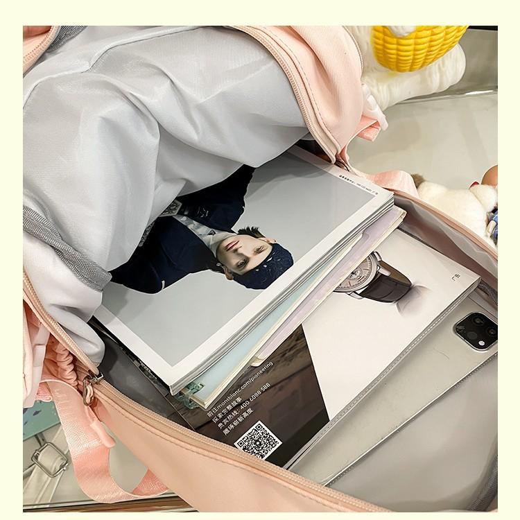 The schoolbag is high-value, fresh and cute, and the second-dimensional schoolbag has a large capacity.