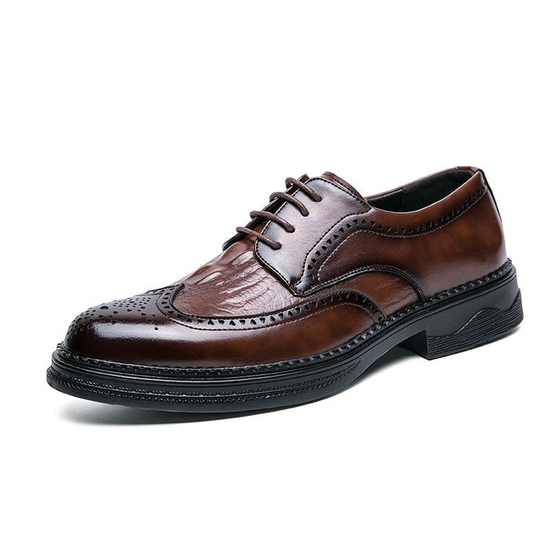 2025 Autumn Men s Fashionable Business Casual Leather Brogue Shoes 41