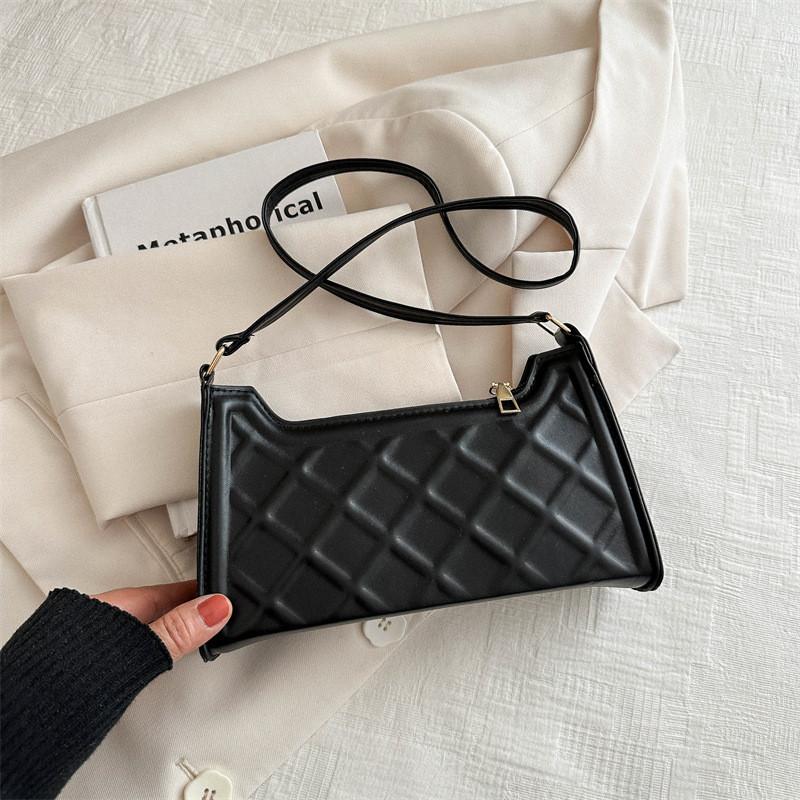 Chic Minimalist Shoulder Bag For Women Stylish Summer Trendy Fashionable Handbag чёрный