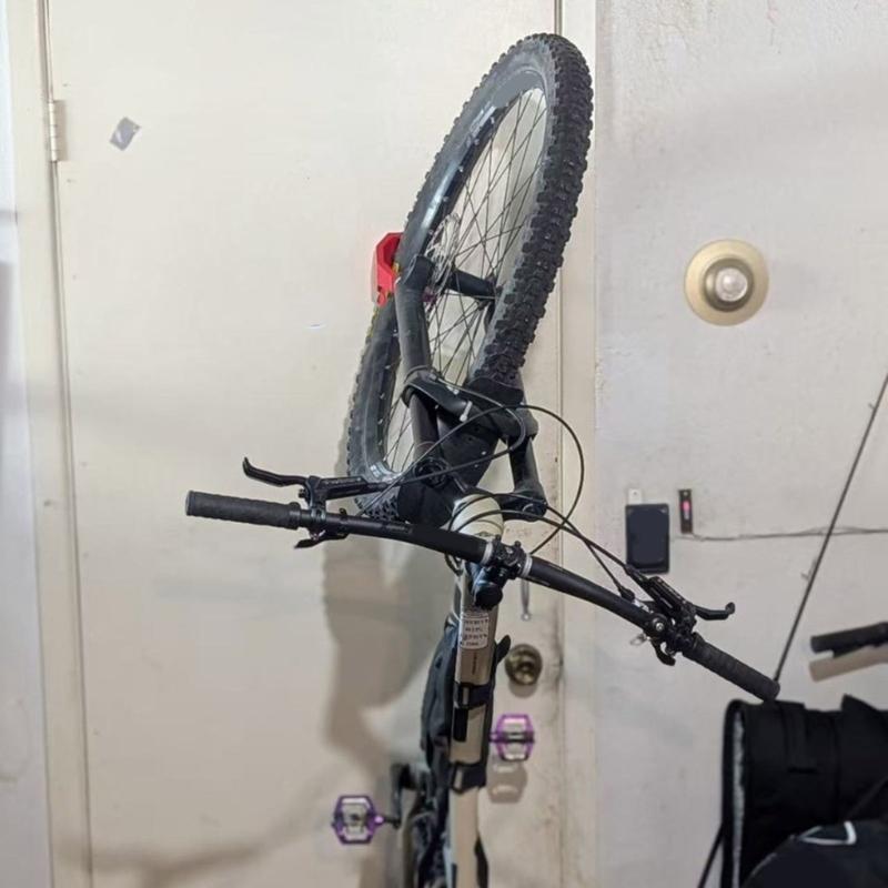 Unequipped Installation Cycle Hook Strong Plastic Wall Mounted Cycle Rack For Hill Road Bikes