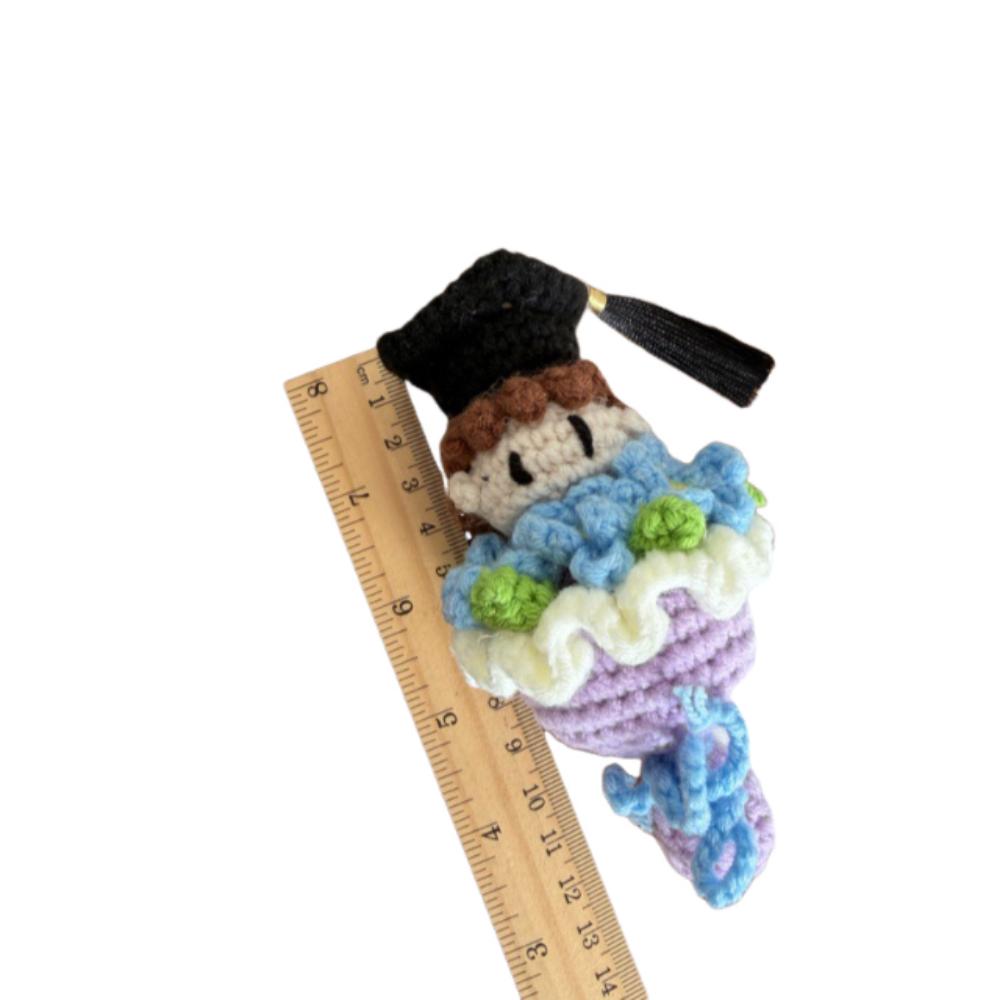 Funny Crochet Bouquet 13cm Doctor Hat Bouquet Doll Handmade Knitted Figures  Graduation Gift
