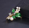 Fashion Plant Shaped Drip Oil Green Leaf Pearl Brooches for Women Clothing Coat Jewelry Accessories Gifts