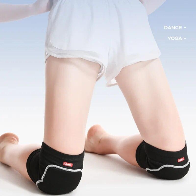 1pár Antikolizní chrániče kolen Sportovní bruslení na kolečkových bruslích Taneční klečení Fotbal proti pádu proti pádu Muži se zesíleným rukávem Womem