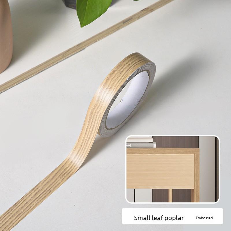 Langlebige selbstklebende Übergangsleiste mit Holzmaserung für Laminat-Vinylboden Nahtloser Kantenschutz Hohe Beanspruchung Heimgebrauch