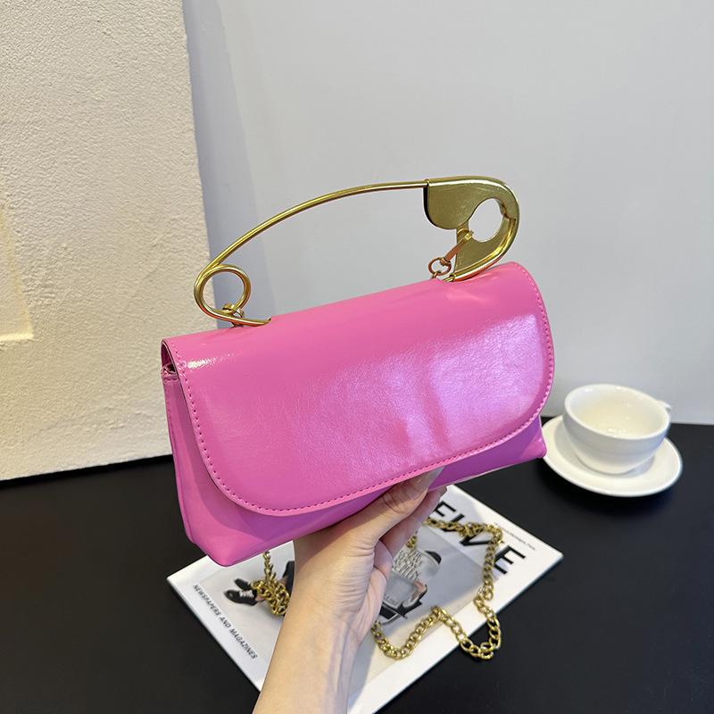 

Personalized paper clip small bag women s 2025 autumn and winter new trendy Korean version versatile messenger bag chain portable pin bag білий