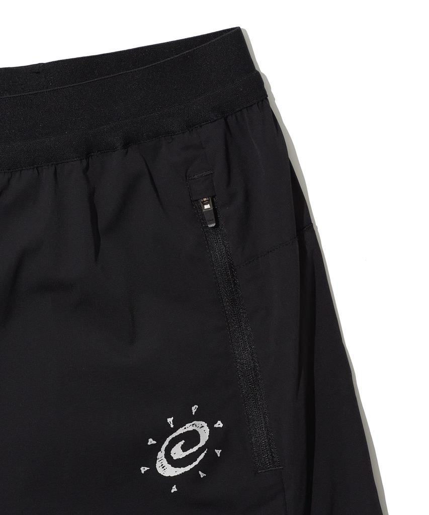 MADDEN Face Nylon Shorts Black