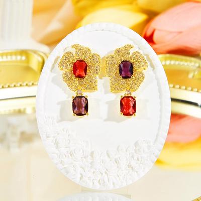 CMM Unico Esclusivo Colore Irregolare CZ Zircone Fiore Pendente Orecchini Festa Banchetto Donne Con Accessori Dorati