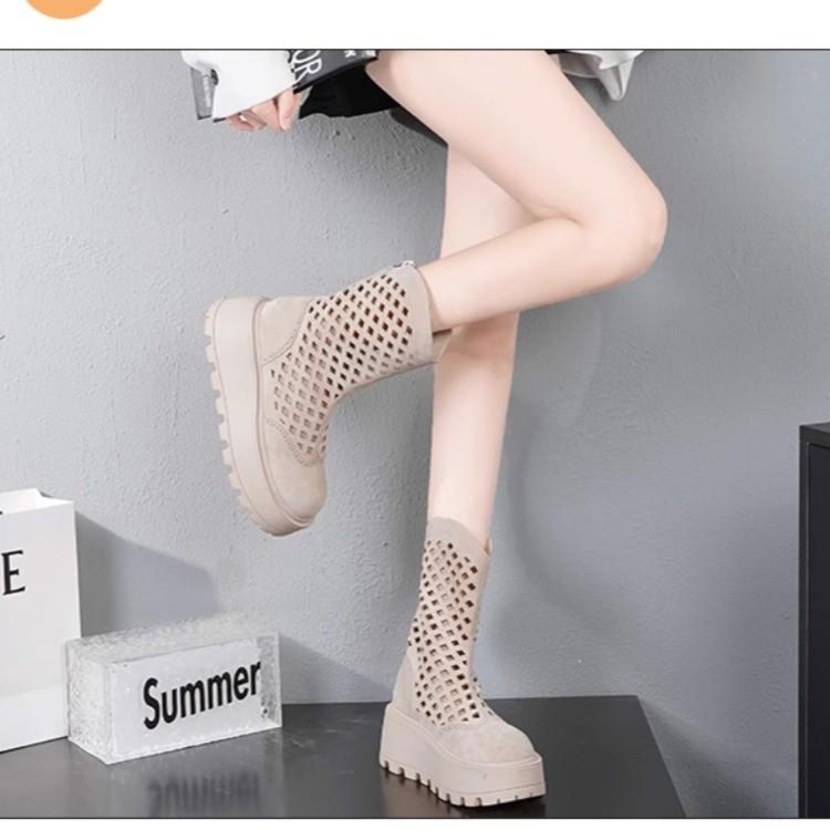 Small hollow and breathable fashion muffin thick-soled short boots, new thick-soled heightening cold boots in summer 2025, women's boots