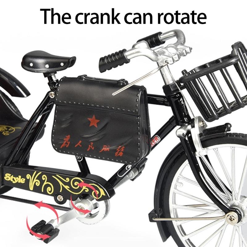 Historical Accuracy Metal Jinrikisha Collectible Toy Vintage Rickshaw Tricycle Model Desk Decoration Movie Ornament