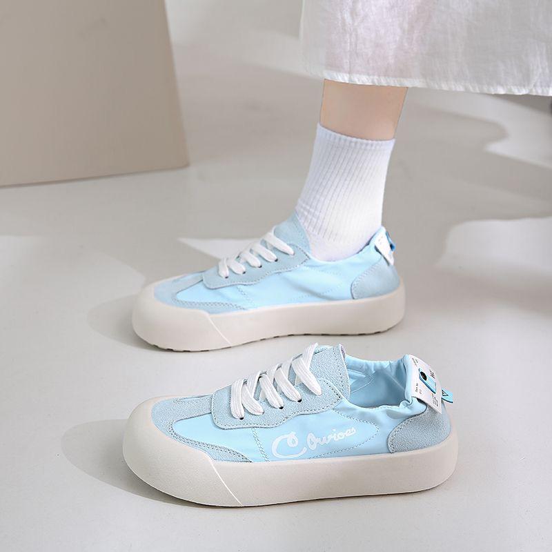 Women's Shoes Are Trendy and Breathable In Summer and The Thick Sole Increases Students Have Solid Colors and Are Versatile