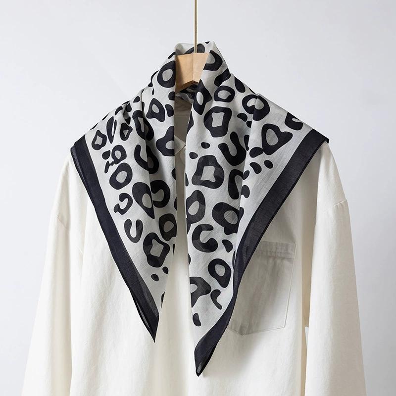 Leopard Print Cotton Silk Blend Scarf Women Autumn Vintage Head Scarves Square Scarves 65*65Cm