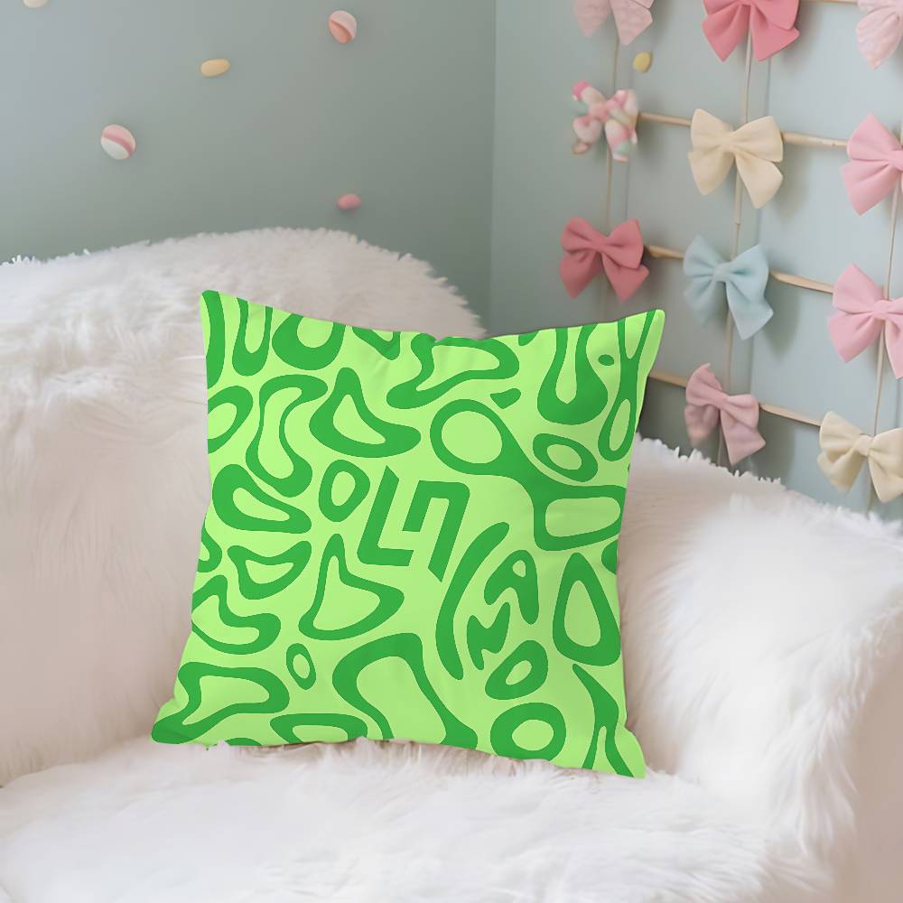 

LLandos NNorris Helmet Pattern Case Plush Fabric Soft Pillowcase Double Sided Print Cushion Cover Household Gifts 40x40CM(16x16in)
