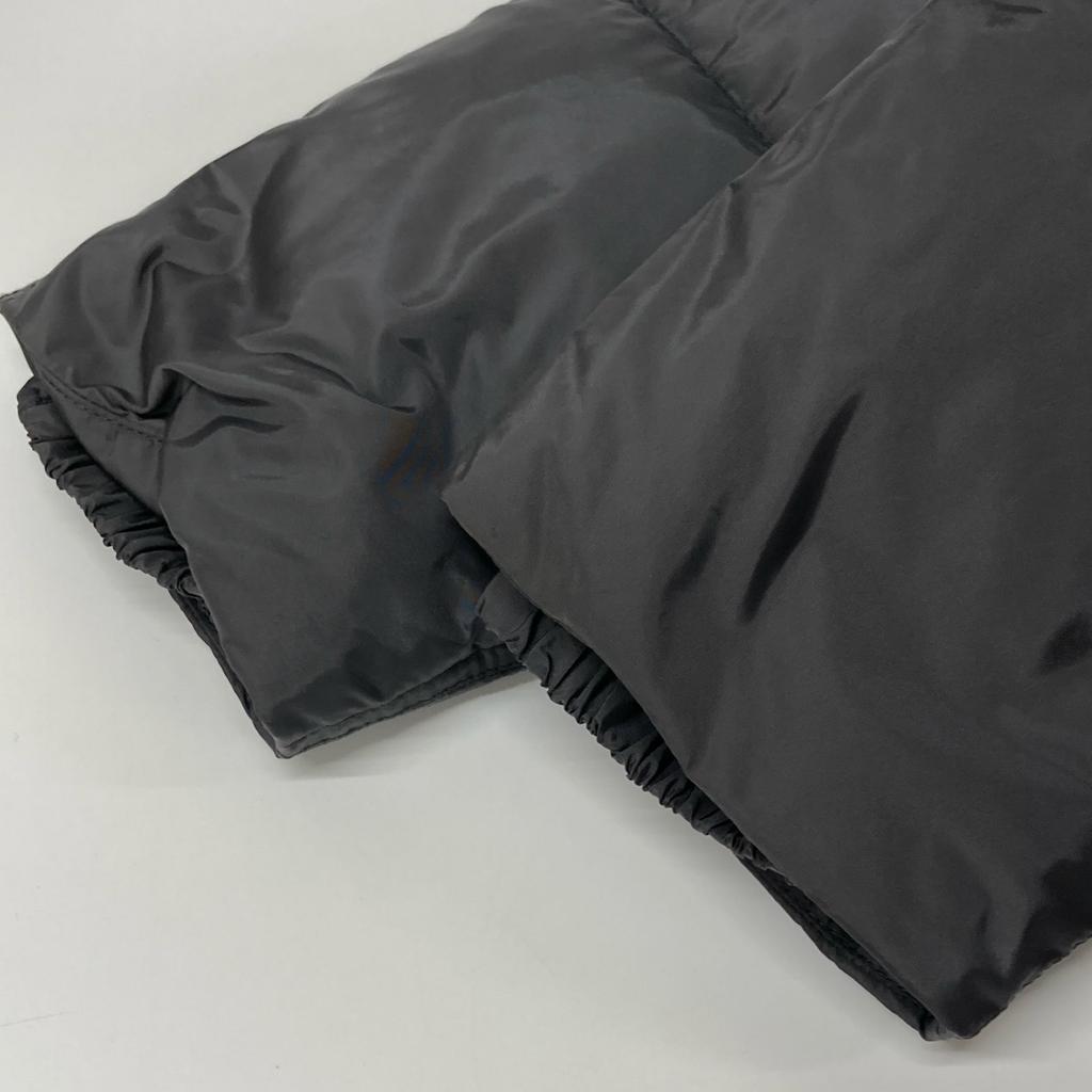 PRADA Domestic regular 29E117 fur-lined triangle logo down jacket coat 40 grayUsed