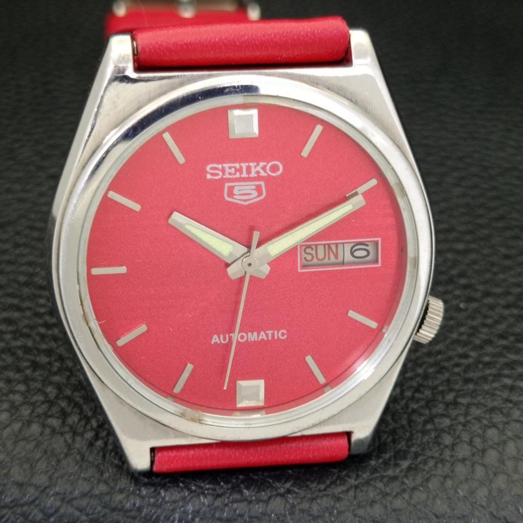 AUTOMATIC 7009A VINTAGE SEIKO 5 JAPAN MENS RED COLOR DIAL WATCH a701564-5 R206b-a701564