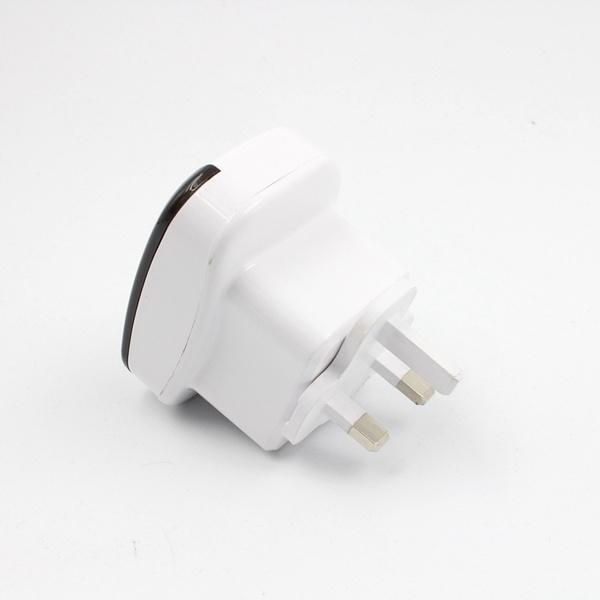 

300Mbps 802.11 Wifi Repeater Wireless-N AP Range Signal Extender Booster UK Plug чорний/білий