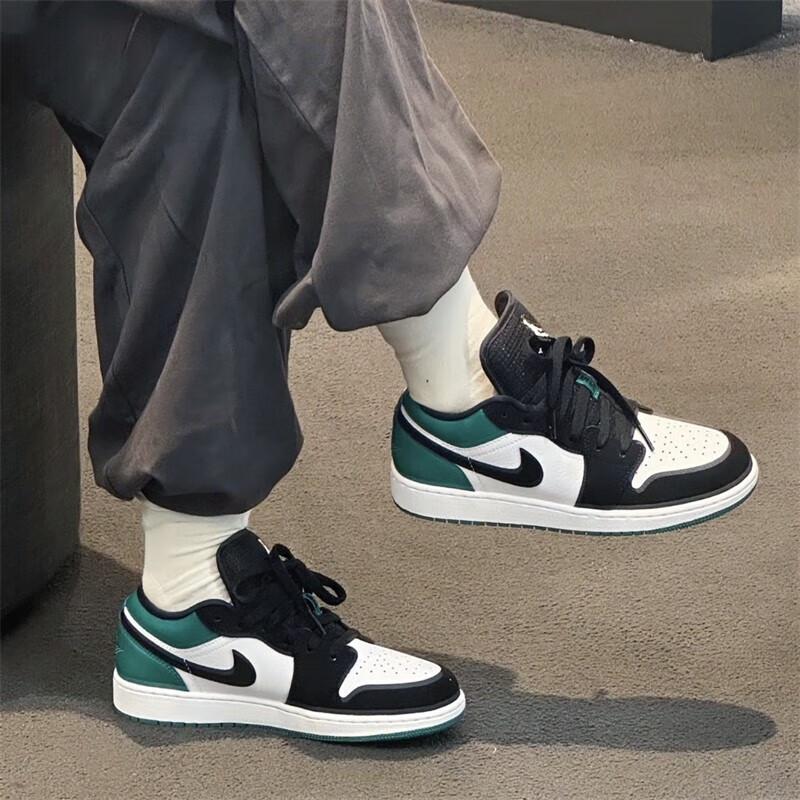 Jordan Air Jordan 1 Vintage Basketball Shoes GS 553560-113