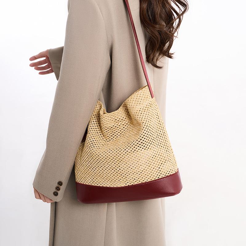 Woven Commuter Women'S Bag Tote Bag Autumn And Winter High-End Sense Niche Retro Crossbody Shoulder Armpit Bag