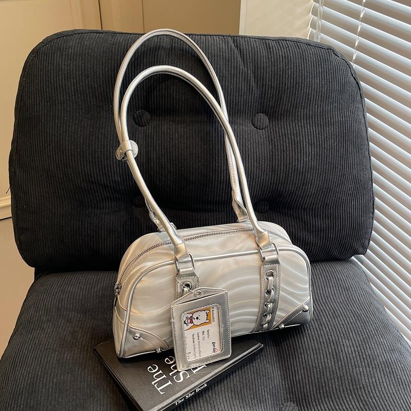 Cool silver small bag women's 2025 new fashion underarm wax leather pillow bag versatile shoulder bag