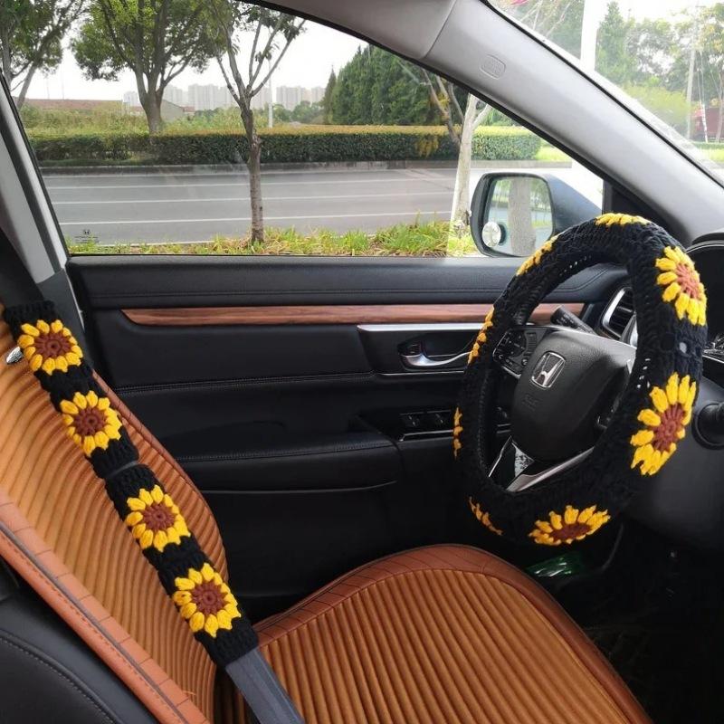 Car Steering Wheel Cover Warm  Anti Slip Grip Seat Belt Safe Hand Crocheted Flower Design for Stylish Car Decor Winter Simple