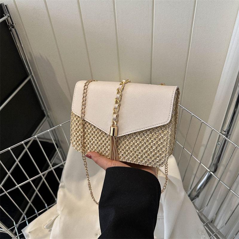 Summer Straw Woven Bag Women's Small Bag 2025 New Fashion Shoulder Woven Chain Foreign Style Messenger Versatile Small Square Bag