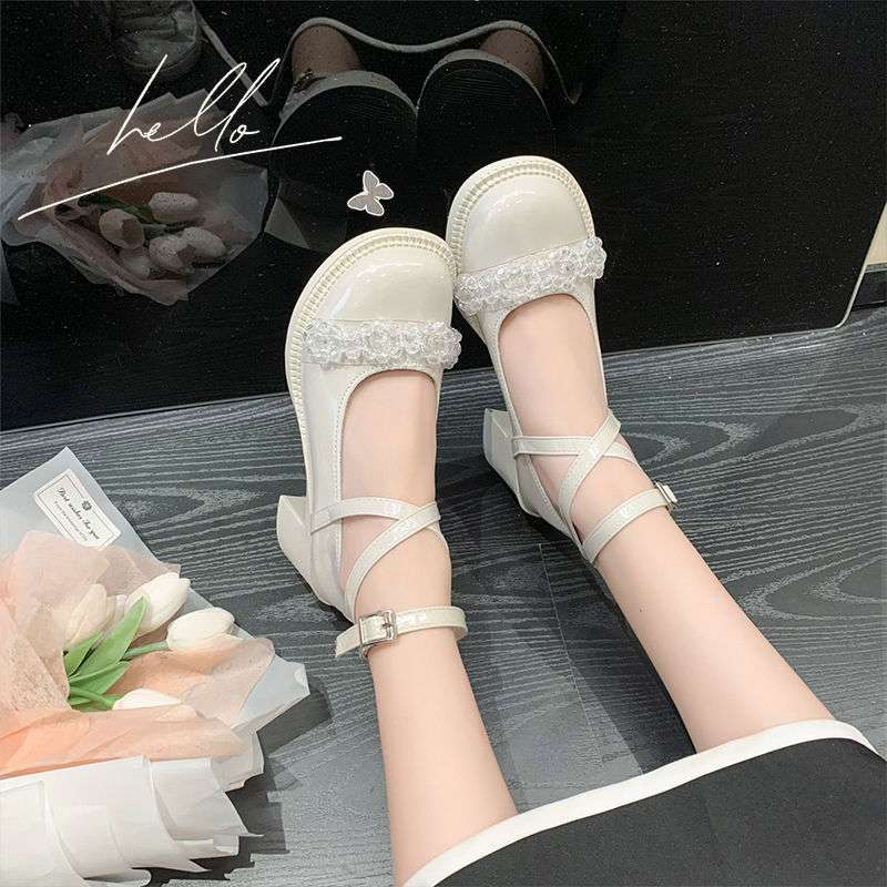 Fairy style Mary Jane shoes girl 2025 new thick heel rhinestone Korean version small leather shoes French strap high heels