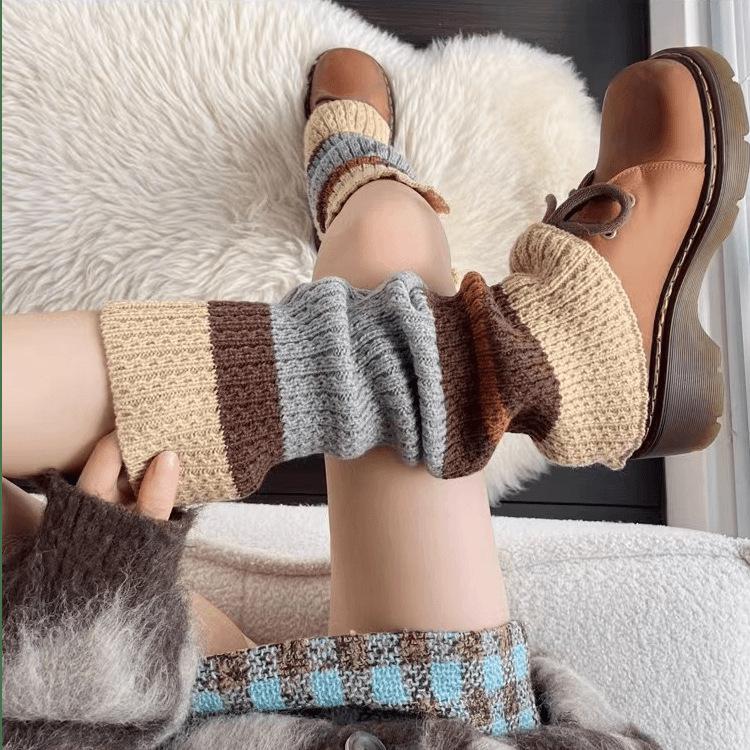 Retro Color-blocked Knitted Hosiery, School Personality, Hot Girl, Striped Slimming, Color-blocking Leg Coverings for Girls