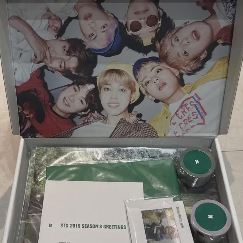 I'm Selling The 2018 Bts Bts Season's Greetings!!