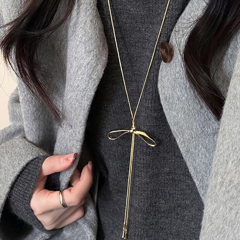 Korean Simple Bow Pull-out Necklace for Women's Fashion Versatile Long Collarbone Chain Necklace for Women