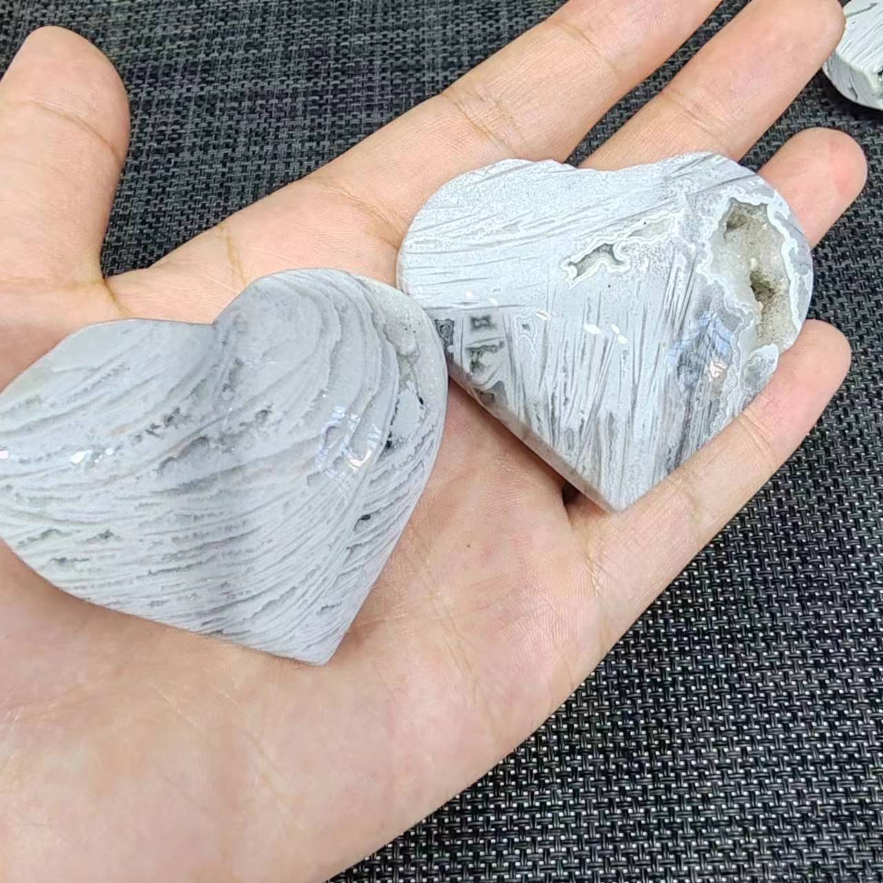 

Natural Quartz Gemstones Polished Crystals Massage Mexican White Agate Palm Stones Spiritual Healing Decoration Home 5-6cm