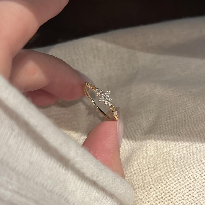 Light Luxury Gold Color Inlaid With Geometric Synthetic Zircon Adjustable Ring For Women'S Daily Wear Jewelry Accessories Gifts