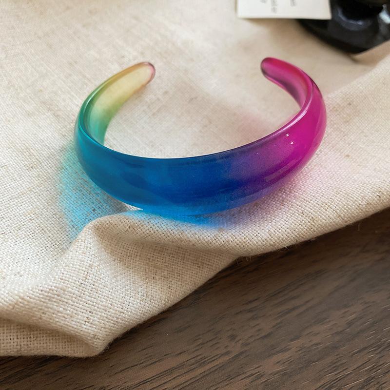 

Dopamine color smudge geometric resin bracelet temperament versatile bracelet European and American jewelry